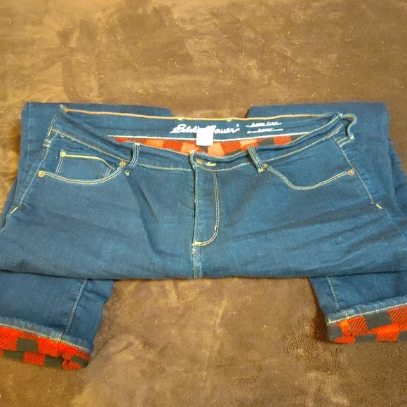 Eddie Bauer Voyager Fleece Lined Slightly Curvey Straight Jeans - Picture 2 of 7